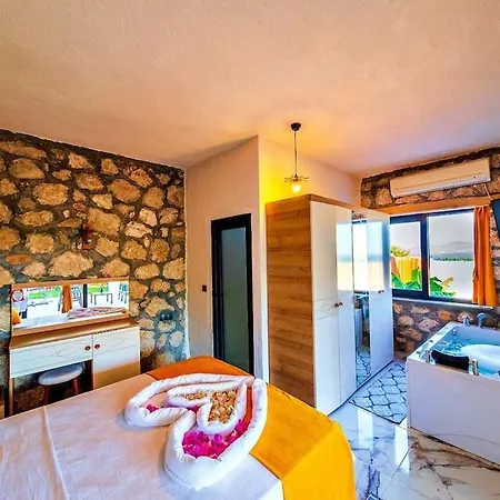 Villa Deniz Manzarali Tas Uyku 2
